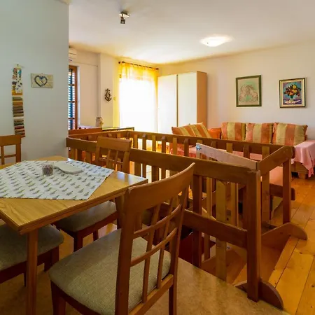 Jelicic C * Crikvenica