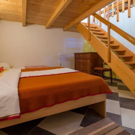 Jelicic C Tatil Evi Crikvenica