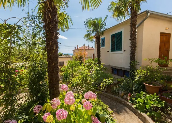 Jelicic C Holiday home
